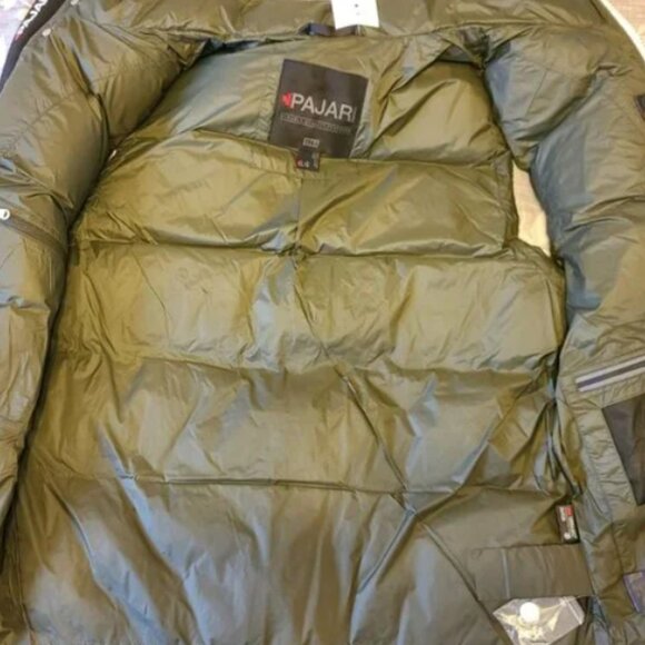 Brand New PAJAR Featherless Puffer Vest - Picture 14 of 16